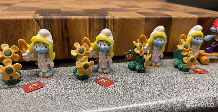 Киндер сюрприз смурфики 2022