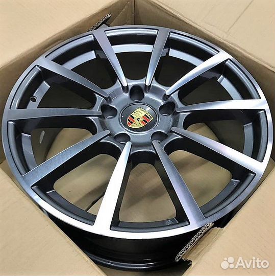 R20 комплект зимних колес на porsche cayenne III