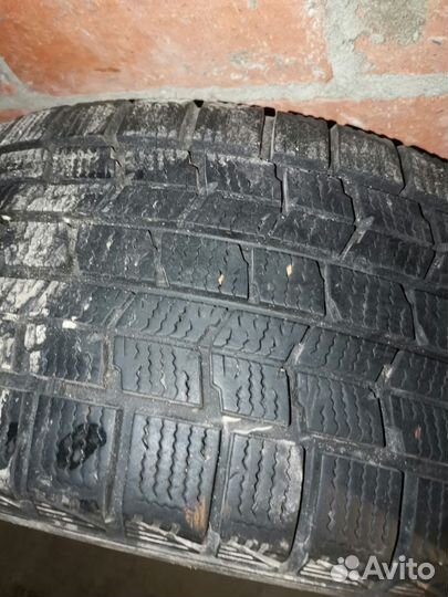 Dunlop Graspic HS-3 225/50 R17