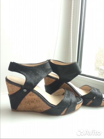 Кожаные босоножки Calvin Klein