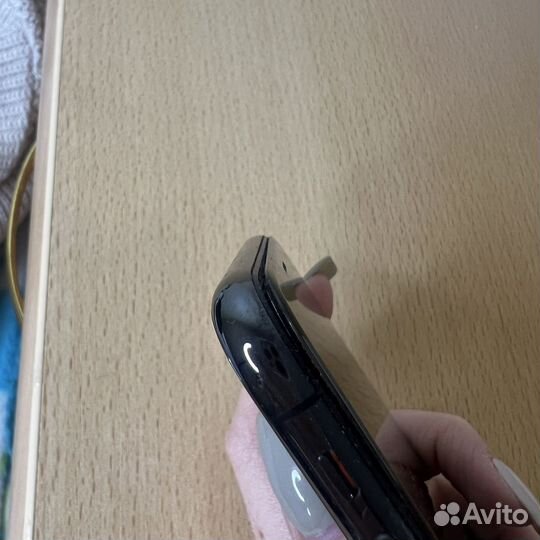 iPhone X, 64 ГБ