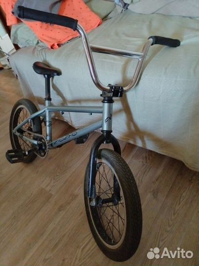 Трюковой велосипед bmx