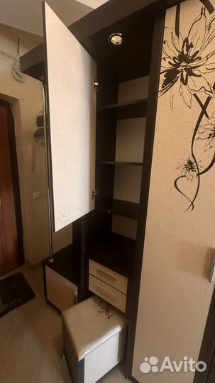 Прихожая со шкафом бу