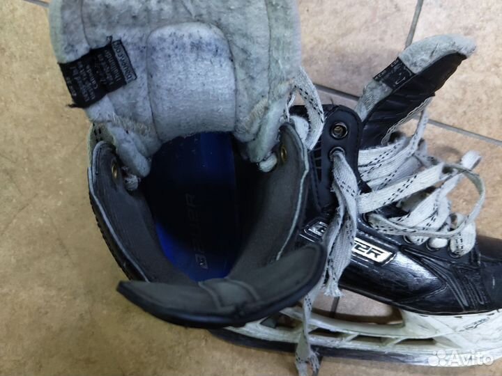 Хоккейные коньки bauer Supreme s180 35 размер