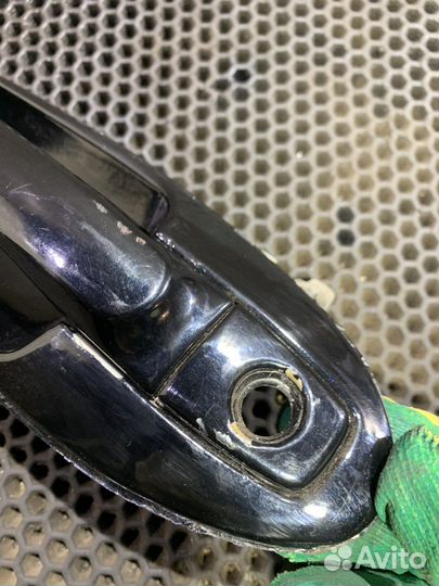 Ручка двери передняя левая Hyundai Sonata EF 4