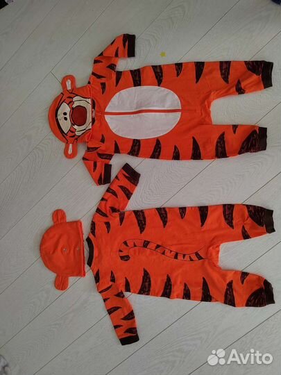 Новогодний костюм для двойни