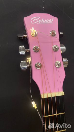 Нежная акустическая гитара Belucci