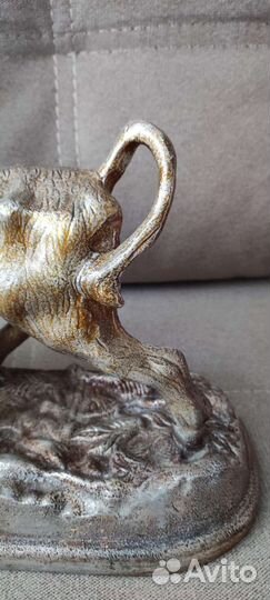 Статуэтка Бык