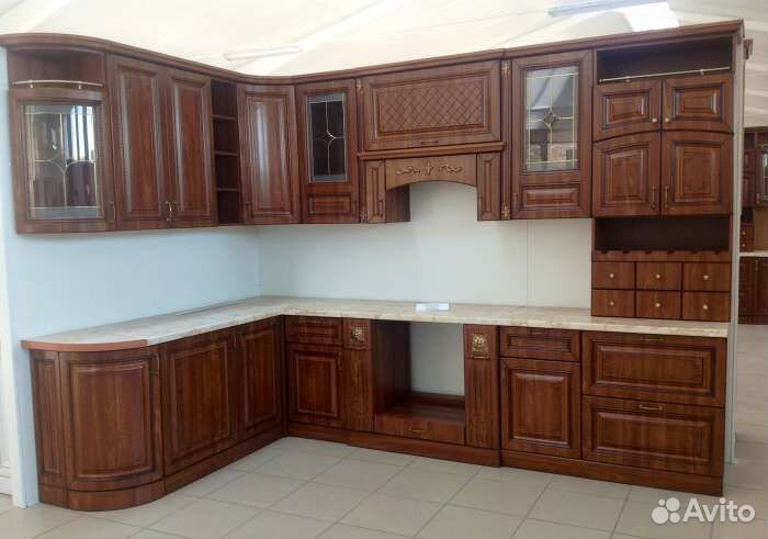 Модульная Кухня Прага Орех с патиной золото