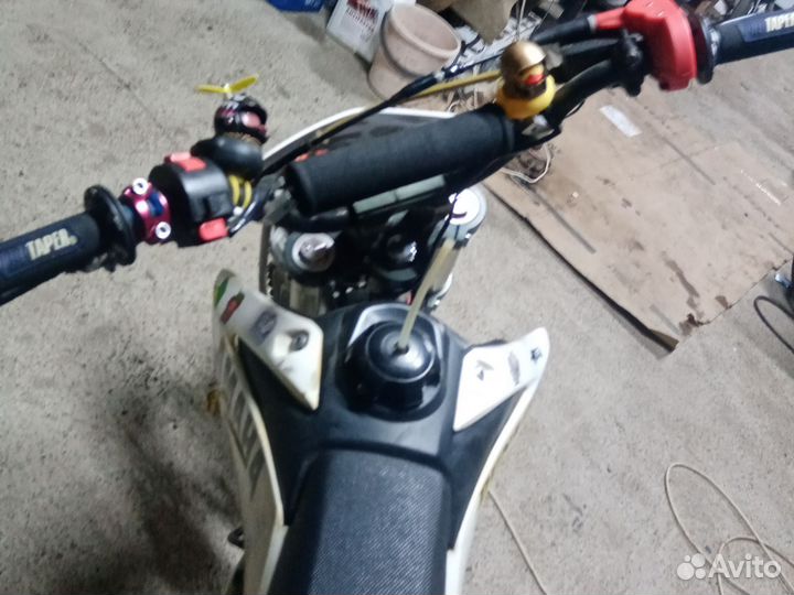 Мотоцикл Armada