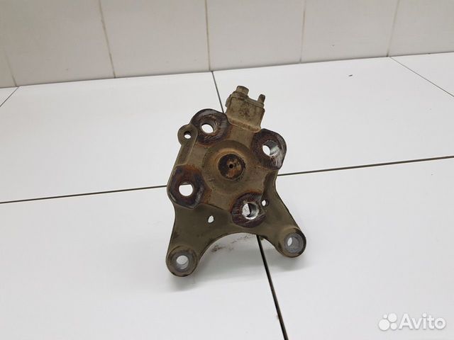 Кулак поворотный левый задний (Faw Besturn X80)