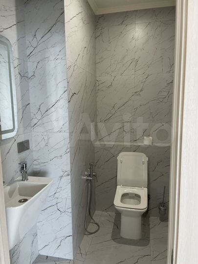 4-к. квартира, 128 м², 2/13 эт.