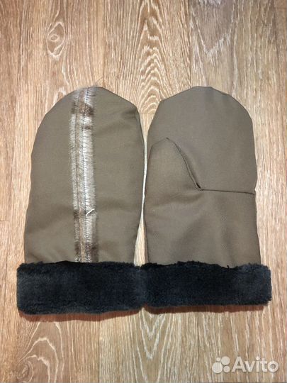 Рукавицы(варежки ) зимние меховые