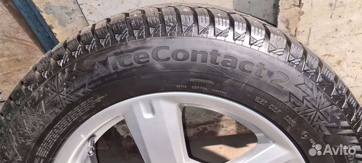 Continental IceContact 2 225/65 R17