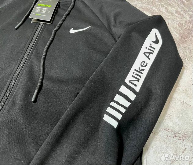 Спортивные костюмы Nike
