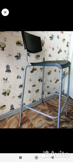 Барный стул