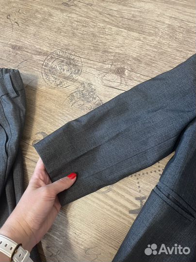 Школьный костюм