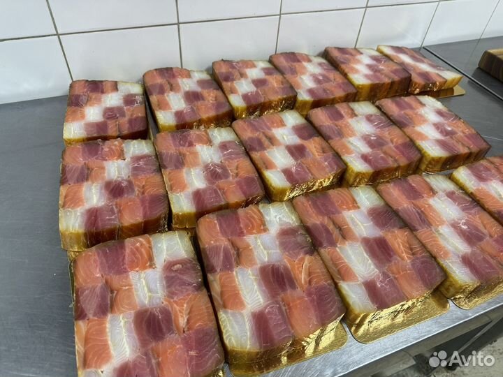 Рыбный рулет шахматный