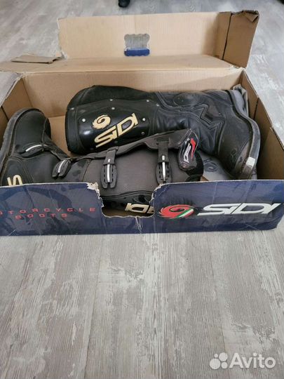 Ботинки для мотокросса