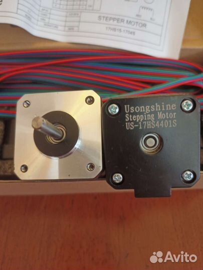 Шаговый двигатель nema 17 с драйверами и прочим