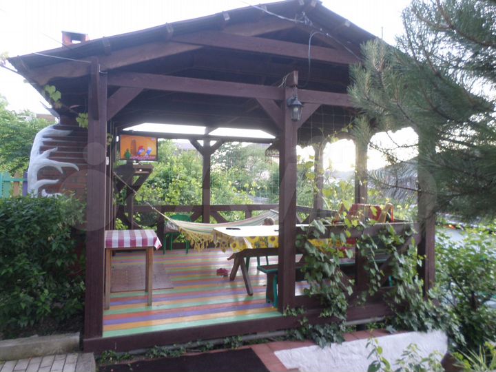 Комната 9 м² в 5-к., 1/1 эт.