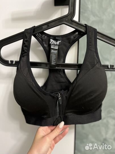 Топ спортивный