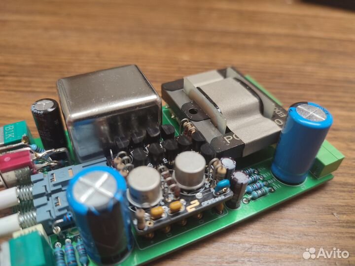 Микрофонный преамп API 312 с блоком питания