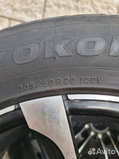 Yokohama Parada Spec-X 305/50 R20 120