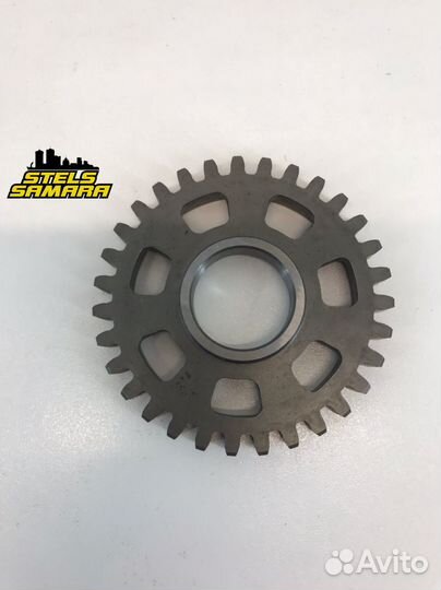 Шестерня ведомая реверсивной передачи