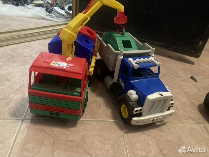 Детские игрушки трактор и камаз