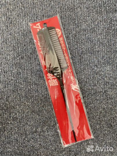 Расческа опт трехрядная с белой щетиной для зализа