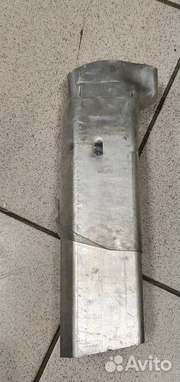 Кронштейн усилителя заднего бампера Audi A6 C5 199