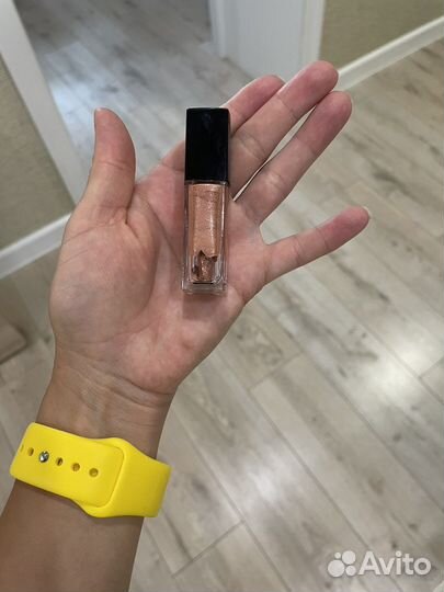 Жидкие тени chanel