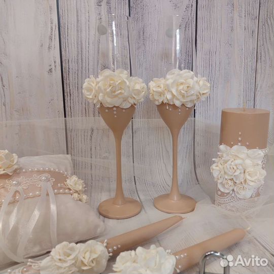 Свадебные наборы,аксессуары, свечи,бокалы и др