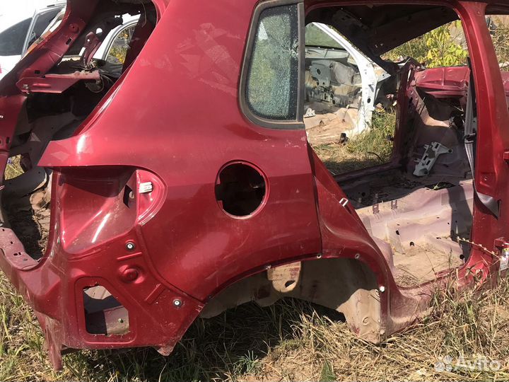 Задняя Правая четверть Фольксваген Тигуан