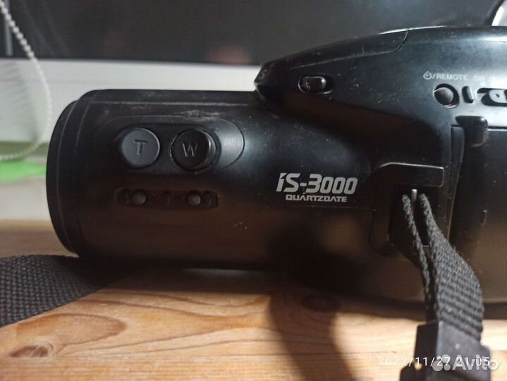 Olympus is 3000, зеркальный, аналоговый