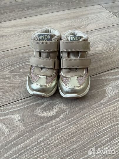 Ботинки демисезонные для девочки 25 размер