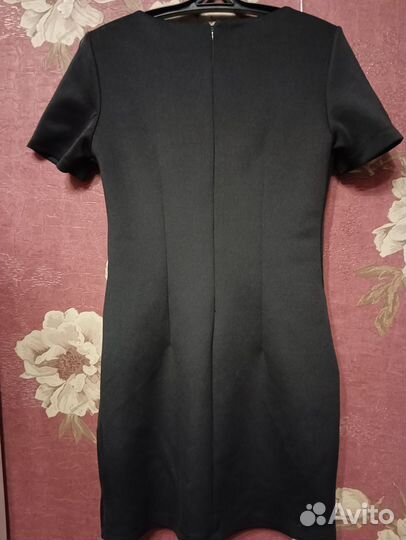 Вечернее черное платье классика