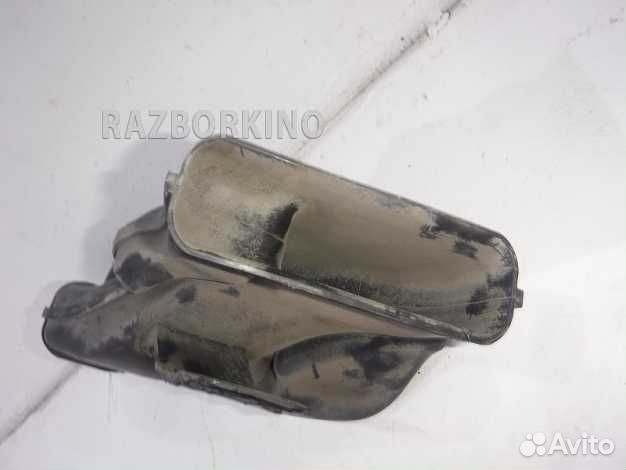 Воздухозаборник двигателя