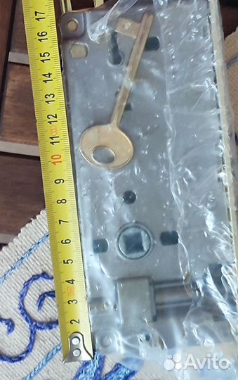 Замок золотой межкомнатный AGB Италия