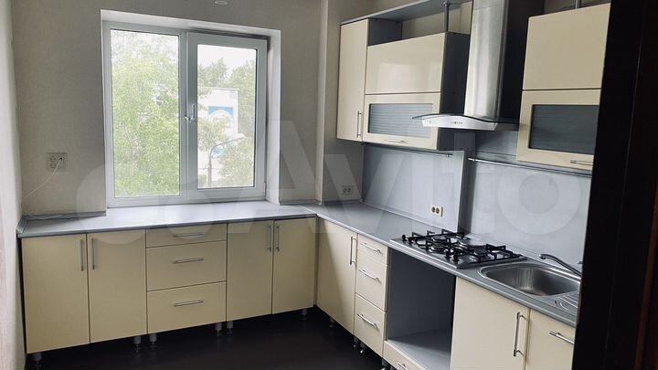 3-к. квартира, 70,6 м², 3/5 эт.