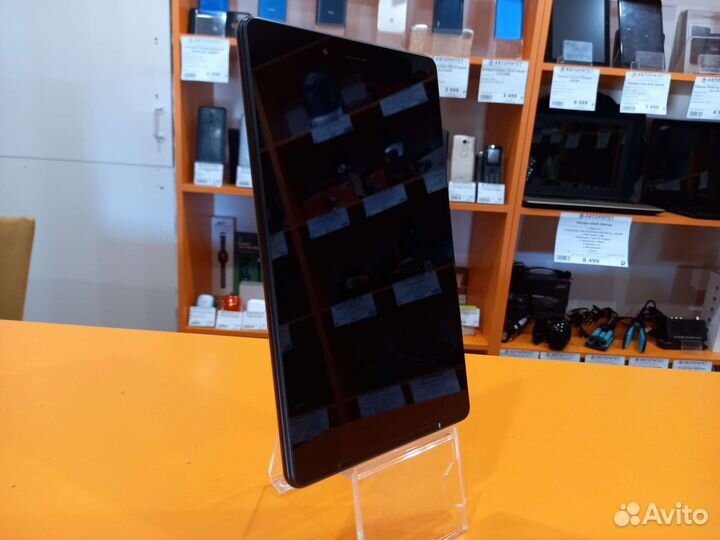1) Планшет Samsung Galaxy (Tab A 8.0, 2019)
