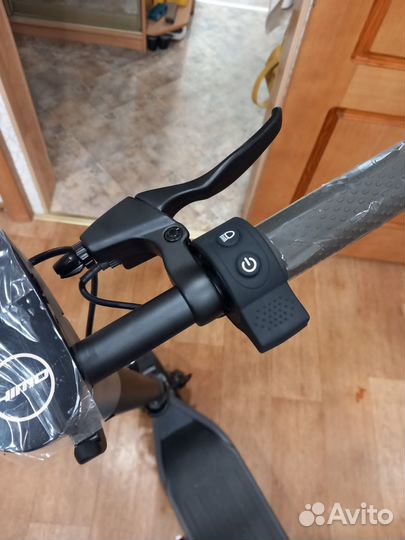 Электросамокат новый himo