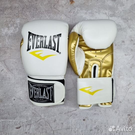 Боксерские перчатки Everlast