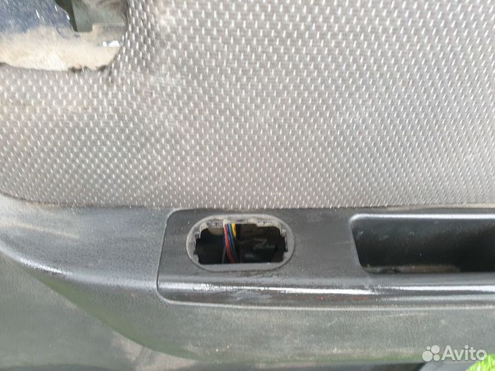 Обшивка двери задняя правая Daewoo Nexia