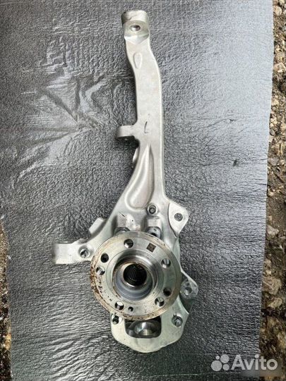 Кулак передний правый Mercedes-Benz Gls X167