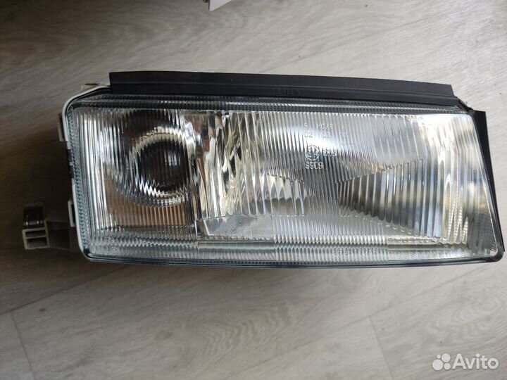 Фара правая Skoda Octavia Tour A4 дорестайлинг