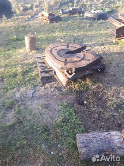 Седельно сцепное устройство