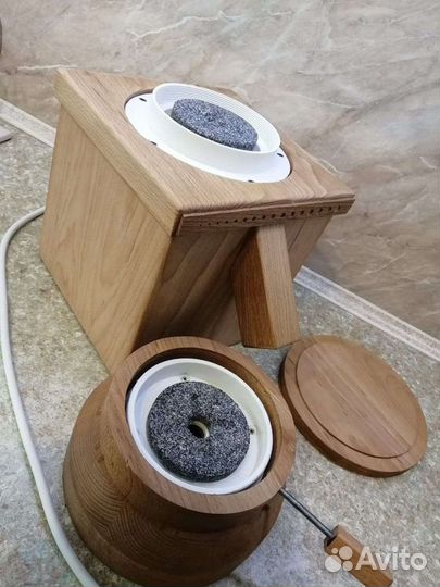 Мукомолка мельница для зерна