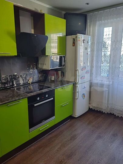 2-к. квартира, 54 м², 8/10 эт.